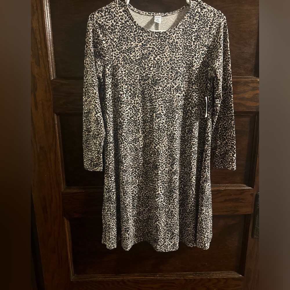 Old Navy Leopard Print Top - Black and Tan- NWT